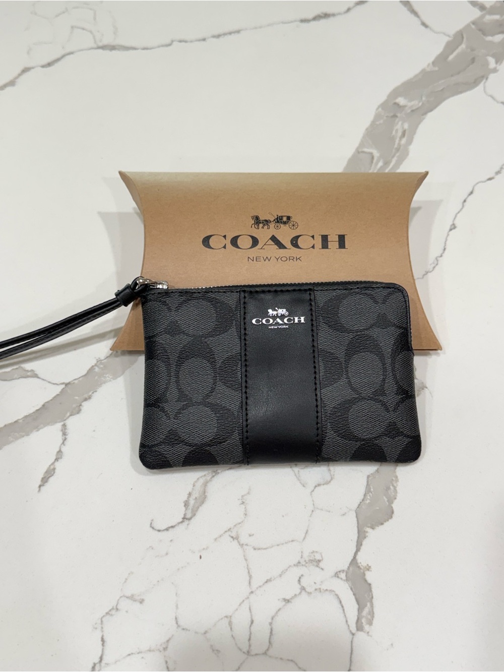 NWT Coach Signature Canvas Corner Zip Wristlet | Black Smoke - Picture 4 of 4